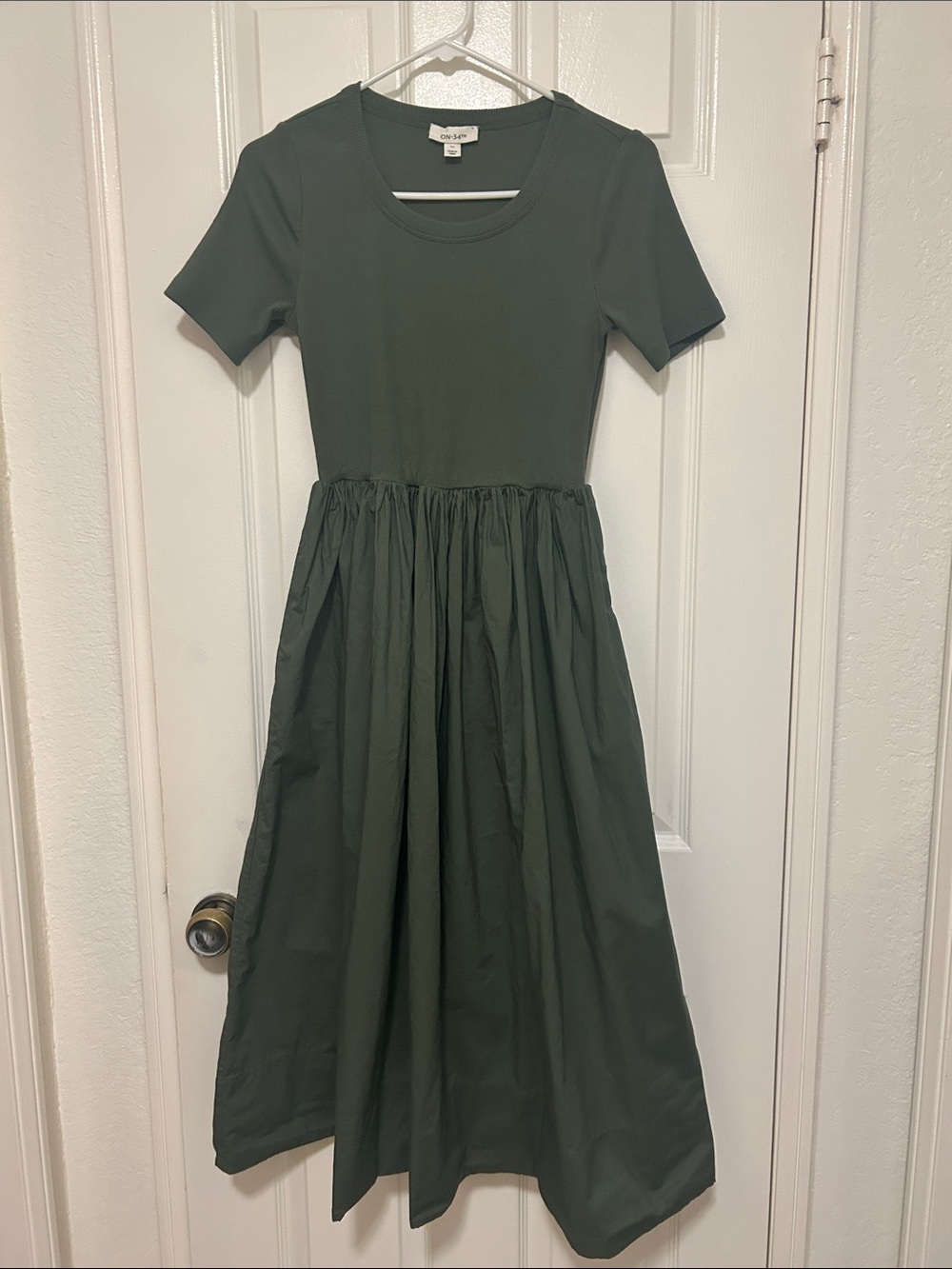 Girls' Short-Sleeve Olive Green Midi Dress with Gathered Skirt